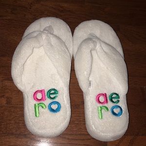 Aeropostale Slippers
